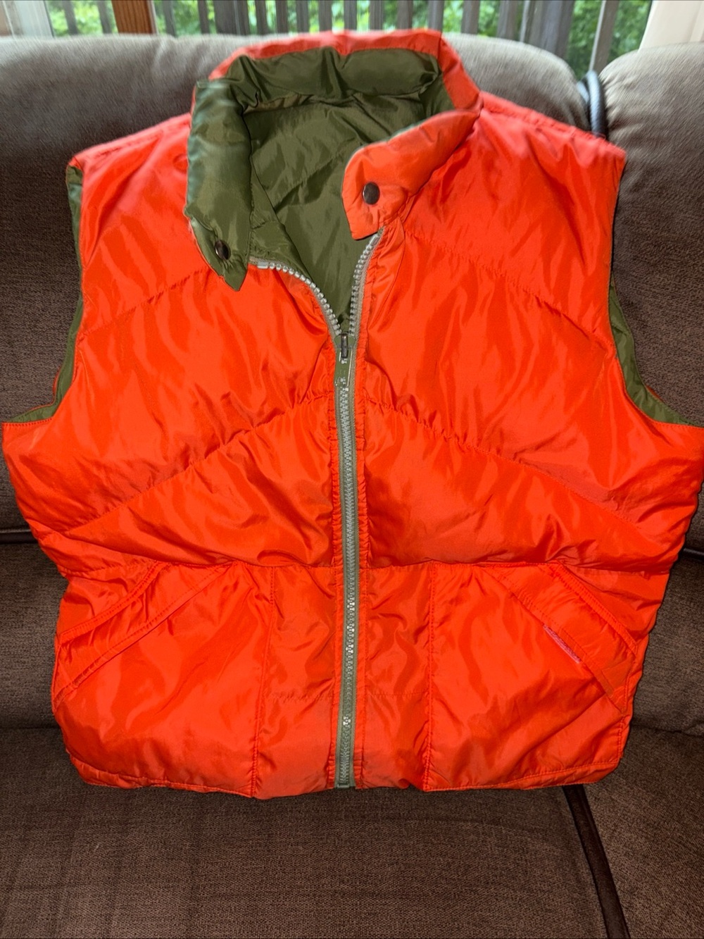 Vintage Camel Goose down Vest Mens XL Orange/gree Snap Button Reversible Puffer